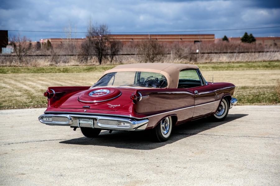  Imperial Crown Convertible (LY1-M) 1958 года  (фото 13 из 29)
